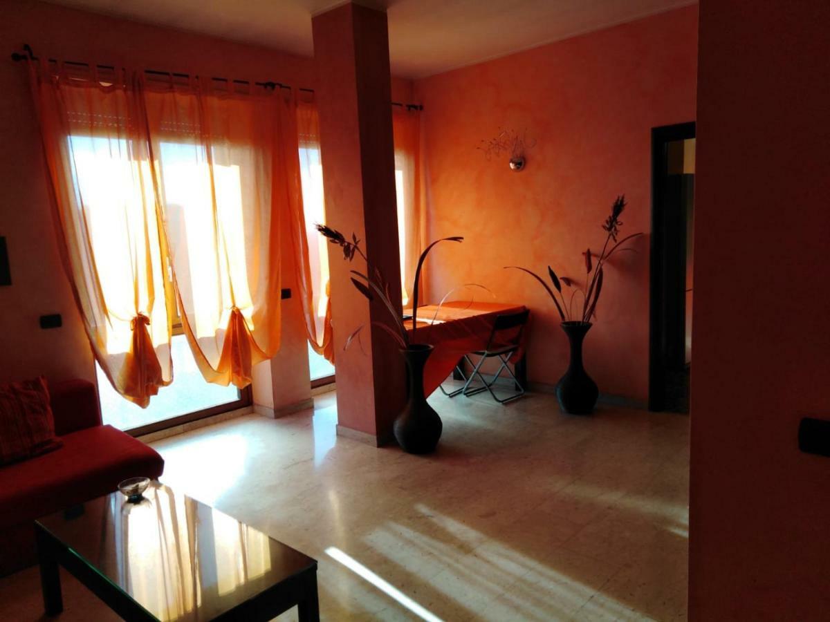 Residence Taverna 皮亚琴察 外观 照片